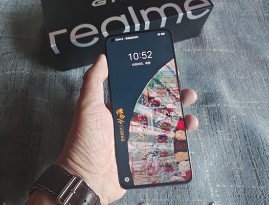 oled|realme真我GT2 Pro上手体验:用150度超广角拍照是一种怎样的感觉?