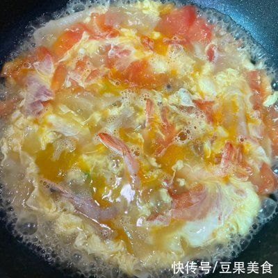 鲜虾|史上最好吃的快手鲜虾馄饨皮面片汤做法