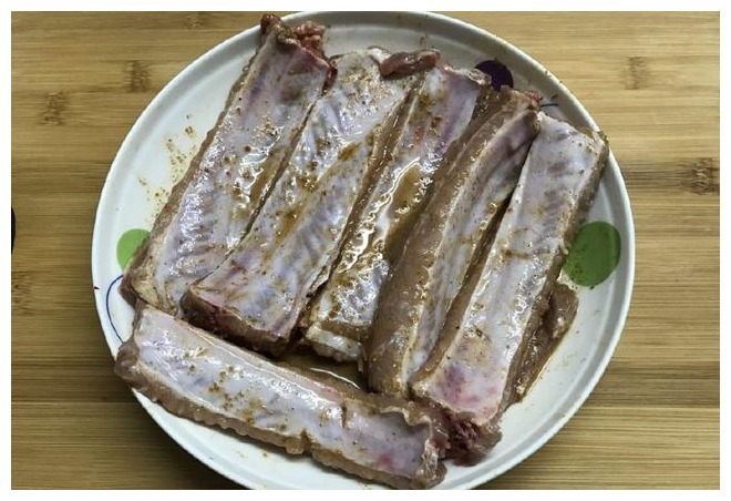 不用烤箱，只需2步，零厨艺在家也能做出满口留香的烤排