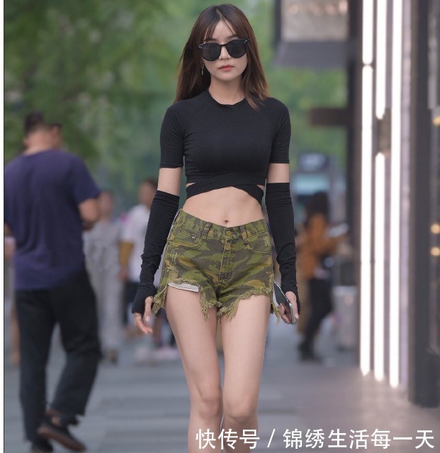 包臀裙|好的穿搭会拉近人与人之间的距离