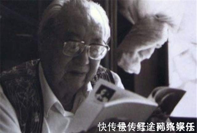 二人#钱钟书离世后,昔日情敌费孝通常登门探望,杨绛:你不要知难而上