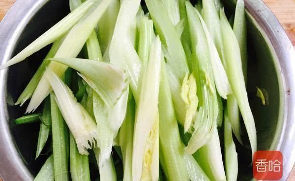 鲜嫩|四月这菜是一宝,鲜嫩爽脆营养高,清肠刮油促消化
