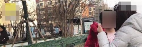 超市|“谁家孩子竟偷吃水果?”面对超市员工质问,宝妈的回应值得学习