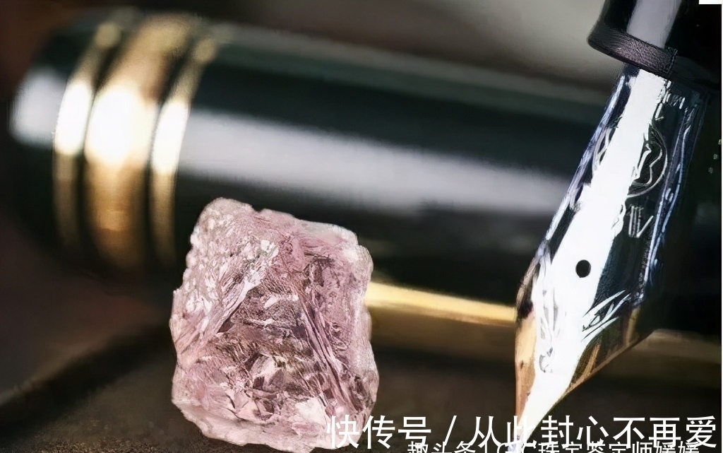 粉钻|罕见的大克拉粉钻首饰,让英国女王都钟爱不已,每一颗都价值连城