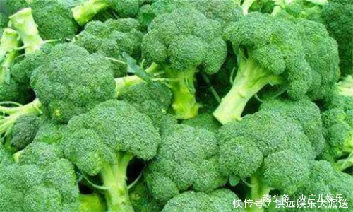 子宫|30岁女性常吃4种食物,袪斑养颜,排除体内毒素,预防子宫早衰