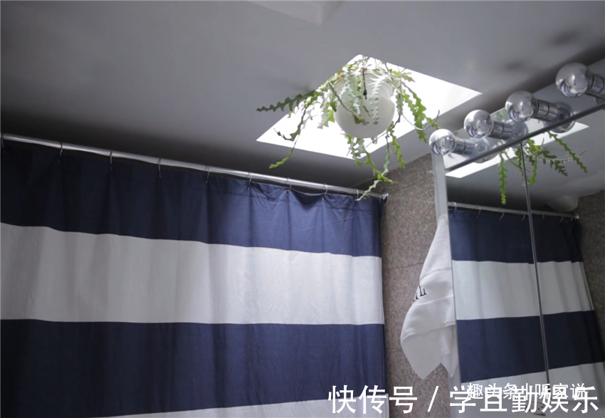 收纳|小伙买下4楼顶层旧公寓，32㎡“鸽子舍”住三年，家里又暖又干净