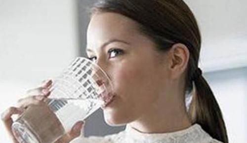 老便秘的“克星”来了,每天吃一点,肠道顺畅,大肚腩也不见了