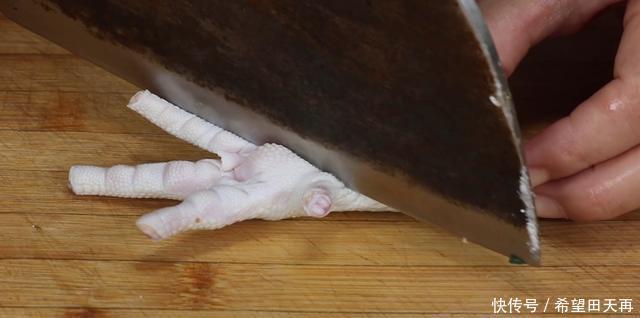 一看|30年老保姆教我泡椒凤爪,味道正宗,酸辣过瘾,做法一看就会