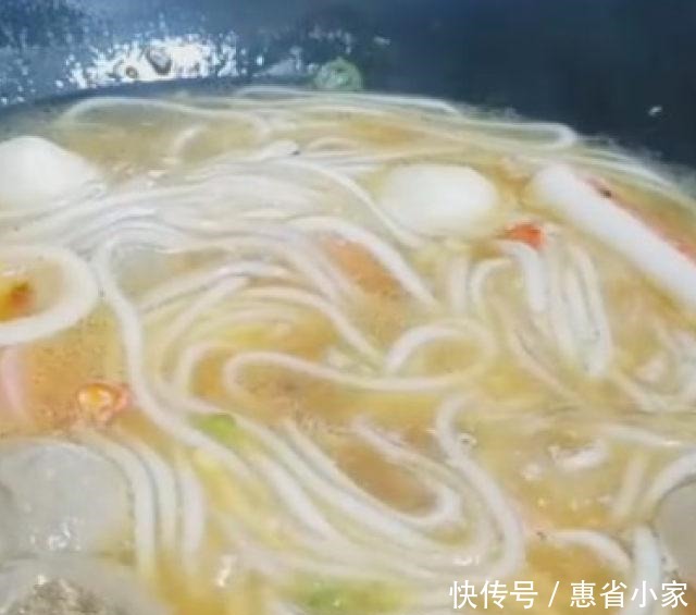  鸡肉火锅粉条汤，一碗下肚超满足