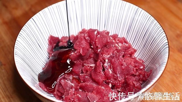 牛肉|炒牛肉时，切记不要放盐和料酒腌制，教你正确方法，牛肉不老不柴