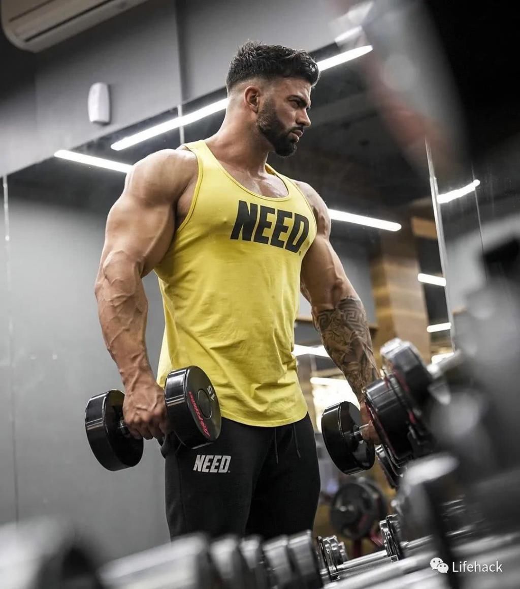 st一张裸照征服全世界这个男人的肉体简直逆天了