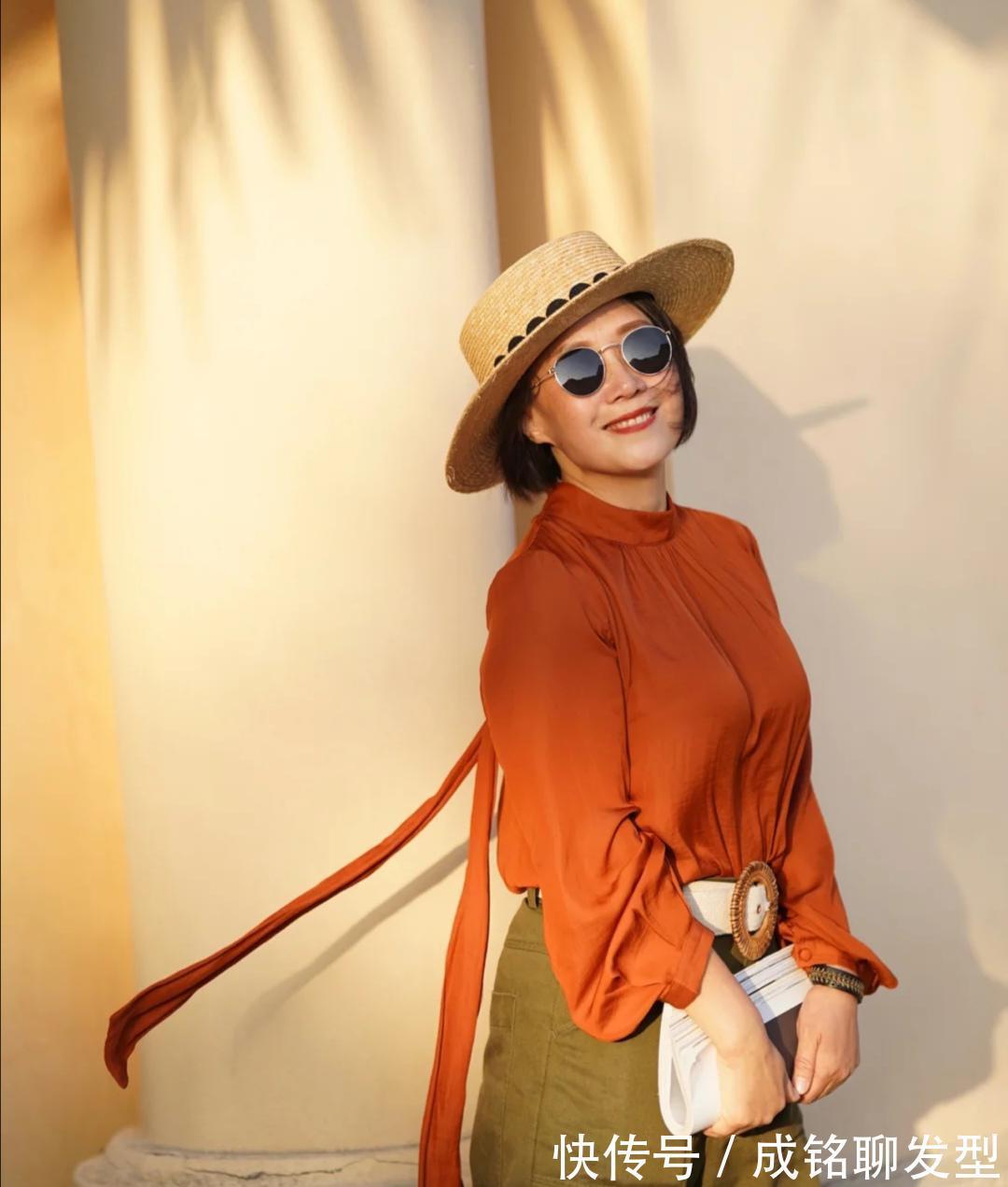 时髦|60岁的女人更要穿出气质!这些姐姐的优雅穿搭,时髦高级显年轻