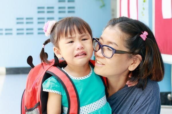 诱发|孩子总是积食？提醒各位家长：这3个时间段，少强迫孩子喝水