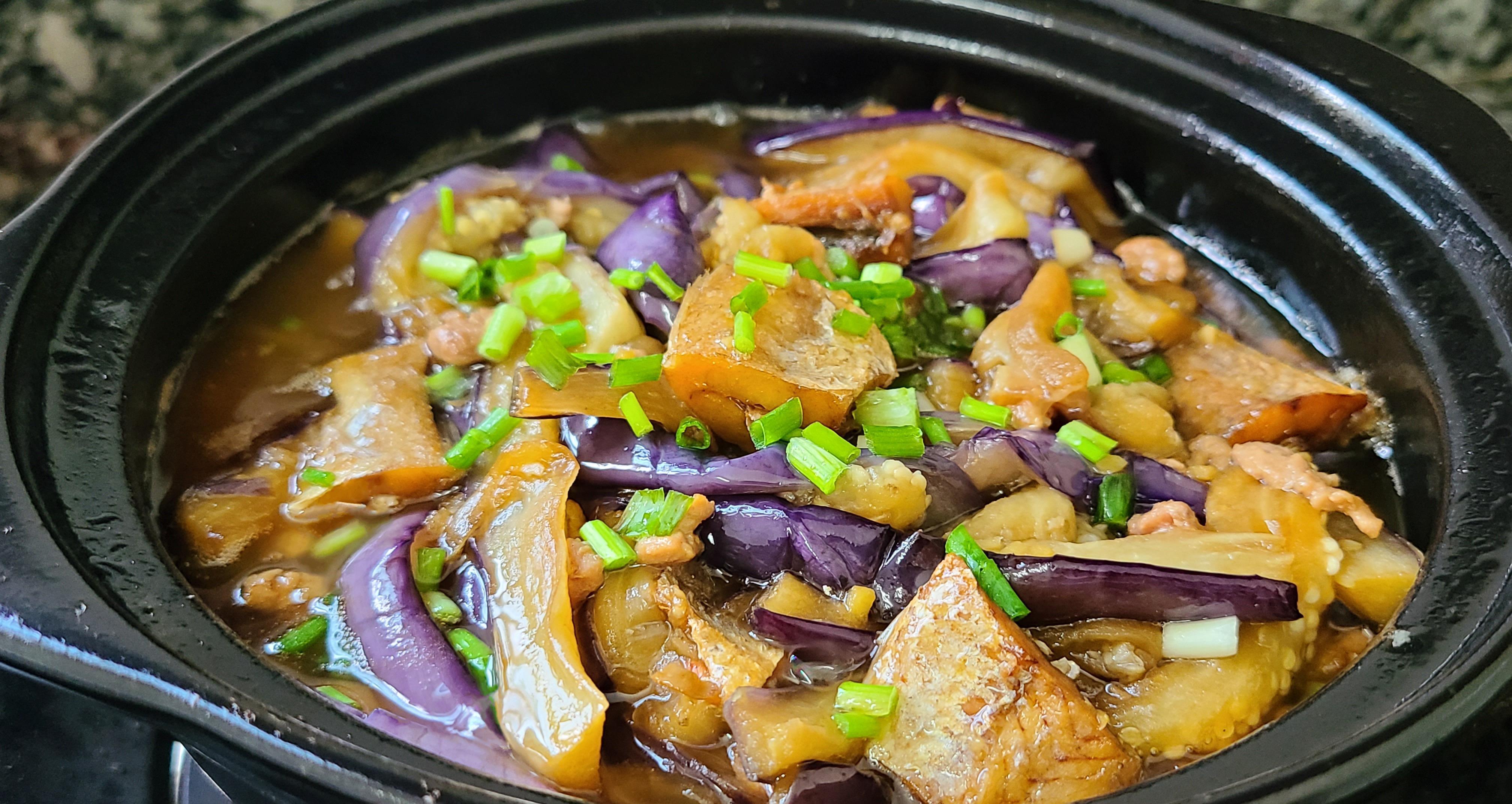 咸鱼茄子煲，广东人爱吃的下饭菜，咸香美味，每次做都很好吃