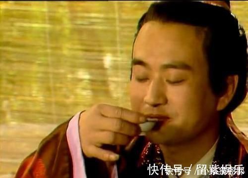 薛宝钗!最疼爱妹妹的薛蟠,忍无可忍,怒斥宝钗:薛家的脸都让你丢尽了!