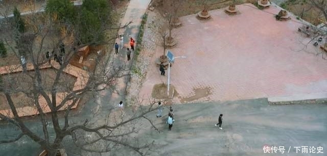 五十公里桃花坞|大型社死综艺《五十公里桃花坞》:宋丹丹试图撮合李雪琴郭麒麟?