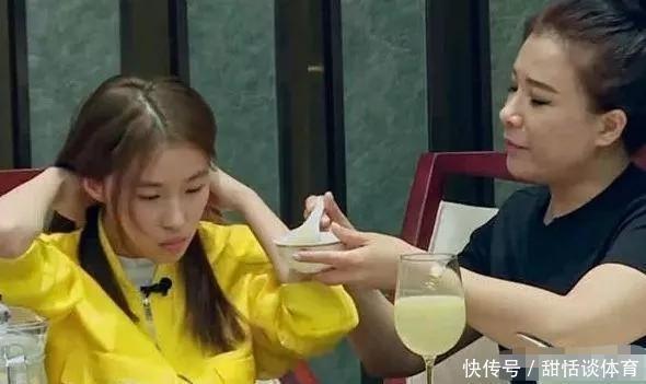 刘思琪|16岁女孩吃饭妈妈喂,月花销过万,出门坐豪车,变形记后怎么样?