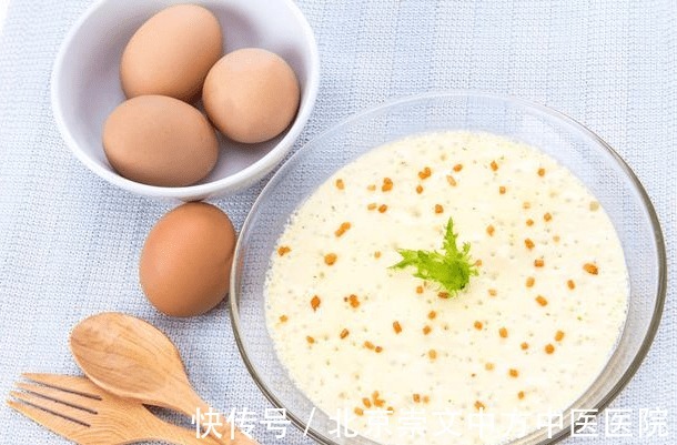 心血管疾病|老年人吃鸡蛋，会不会增加心血管疾病？