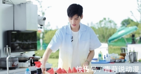 王一博|當龔俊、楊洋、肖戰、王一博等男星開始下廚,你最想吃誰做的飯?