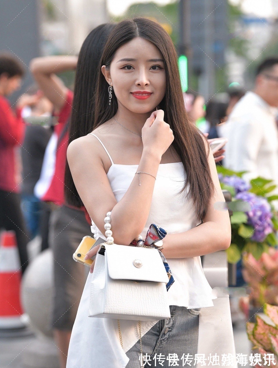 可爱 从未见过如此清新的女孩,甜美可爱有气质,好想和她谈恋爱!