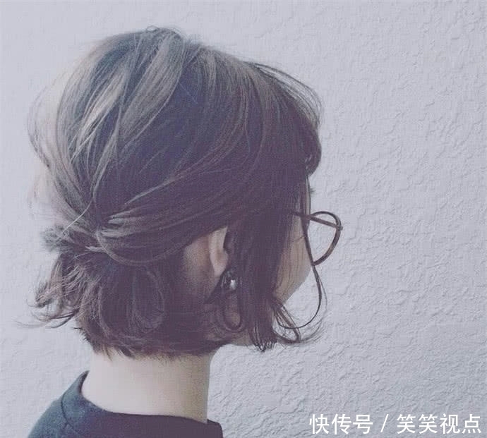 开学|手笨到只会扎马尾那就干脆剪个“开学系短发”