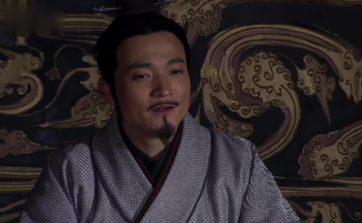 时代|从秦楚两国人才政策对比角度，分析秦国崛起原因，重用异国人才