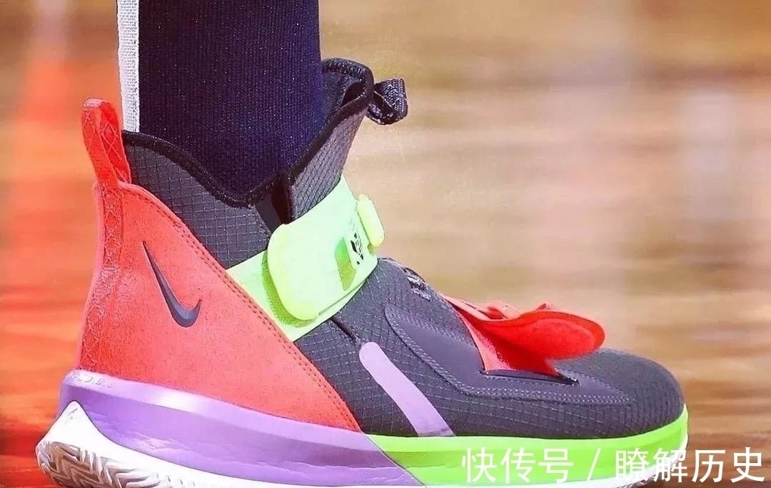 实战 最新发售的实战球鞋!这新配色也太骚气了吧!