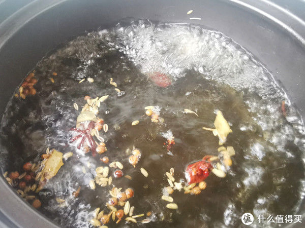 花生毛豆|花生毛豆怎么煮不变色？教你3个小窍门，入味快，颜色碧绿不发黄