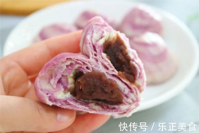 孩子|晚上蒸一锅，早餐热一下就上桌，又软又甜，大人省事孩子喜欢