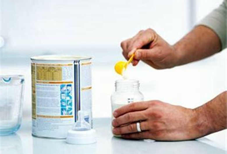 食品添加剂|婴儿奶粉里的卡拉胶是什么家长如何为宝宝选择婴幼儿奶粉