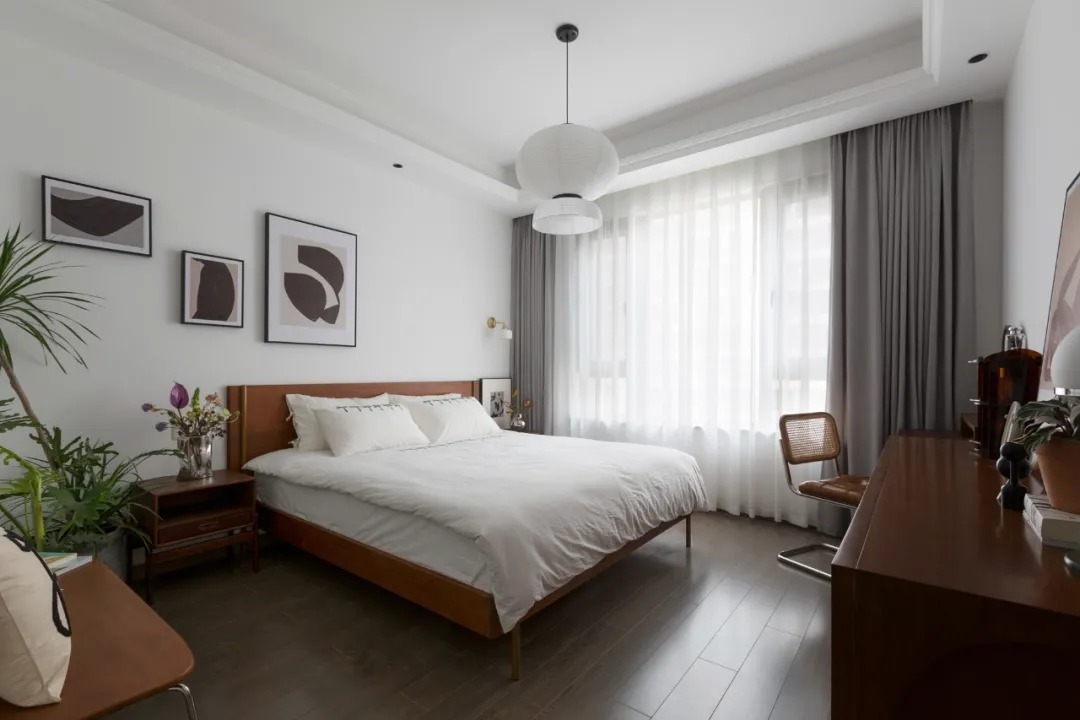 四居室|147㎡的原木风四居室,客餐厅一体好通透!