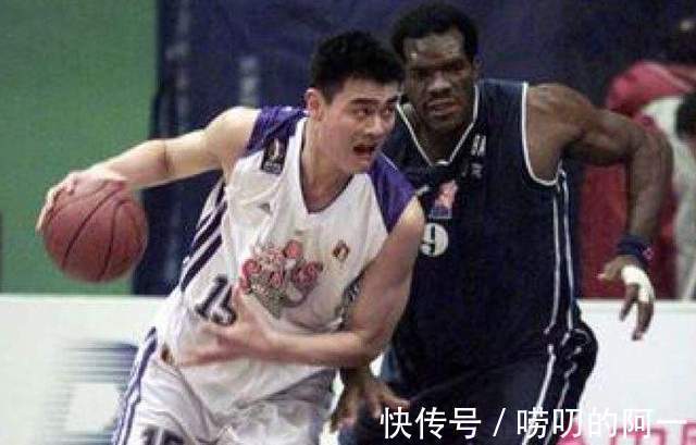 纪录|CBA历史单场篮板纪录:姚明两次30+,前10被外援占据,1人独占5席