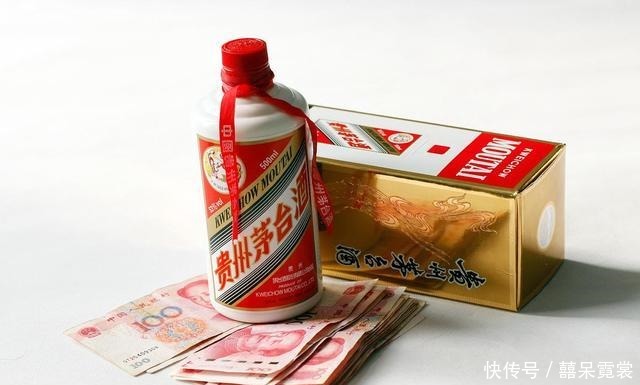 在飞天茅台上打孔抽出真酒,再灌入茅台王子酒,真有人这么做!