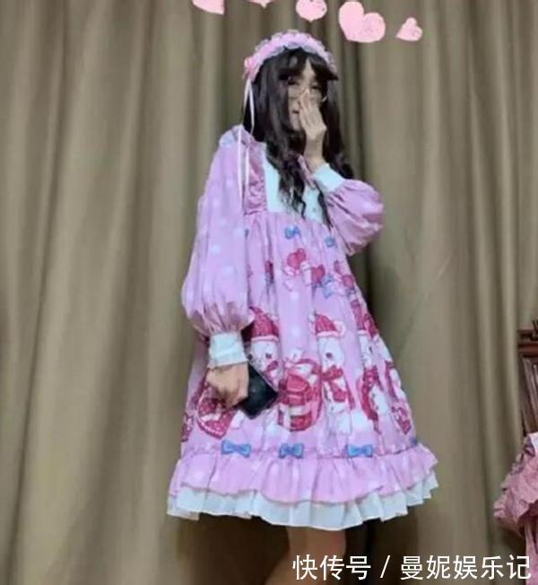 王小歪|电气鼠T0与T2的区别,长筒袜成唯一标准?女装王小歪不服气