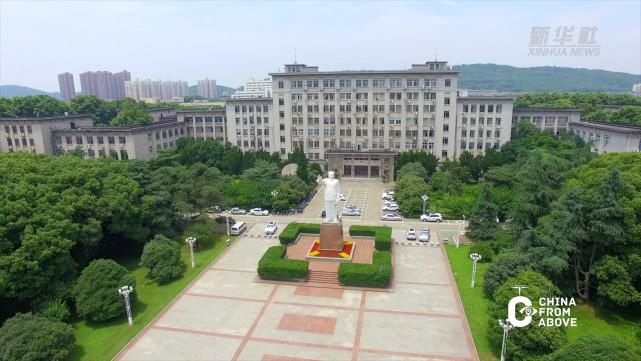 瞰中国·中国大学