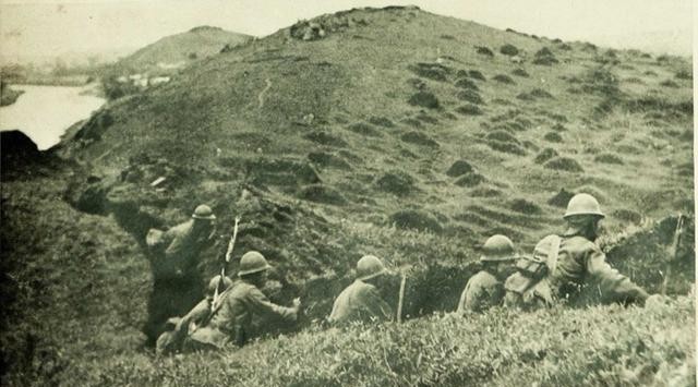 日寇|日寇投降前的疯狂，不仅杀害10名村民，还将15岁少女抢回据点