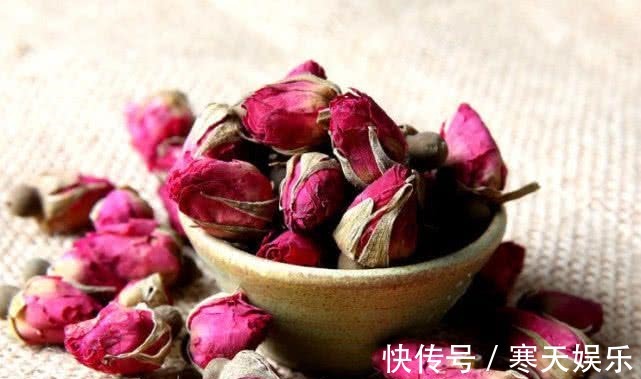 排毒养颜|女性过了40岁,三种食物要多吃,润肠通便,排毒养颜,不妨一试