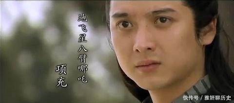 本领相当,武器装扮相似,梁山上有两队孪生兄弟