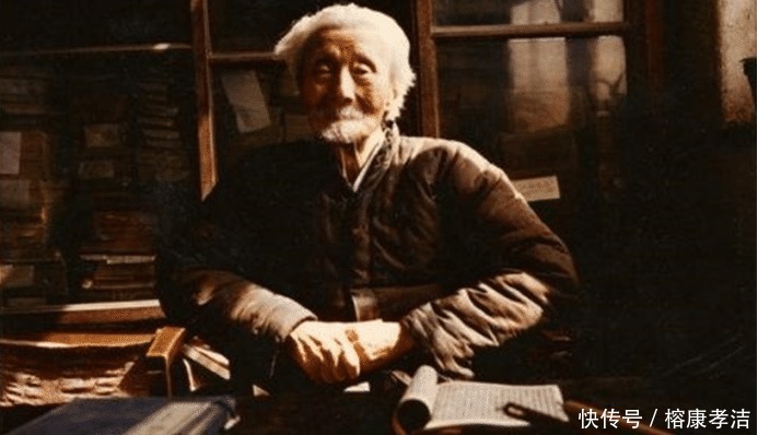 书坛泰斗欧阳中石先生去世,他曾说:我不是书法家,只是一个教师