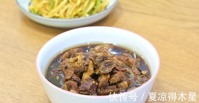 北京一家3口的晚餐，一荤三素经济实惠，不哗众取宠接地气儿！