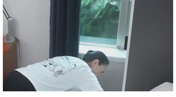 中国老龄协会|刘雪华的独居生活:24小时开着电视,为方便,请了保姆和司机