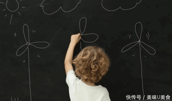 家长|“左撇子”小孩更聪明?家长:别高兴太早,这3个难处让人无奈