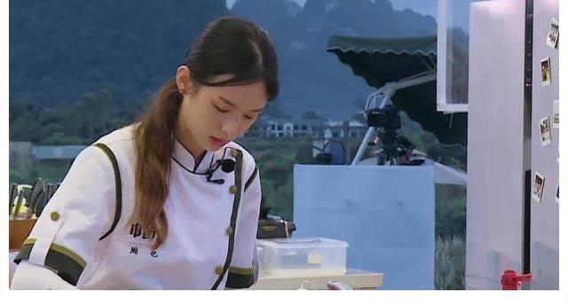 包子|黃曉明被寧靜質疑動作慢，稱呼一變氣氛凝固，網友：嚴重了