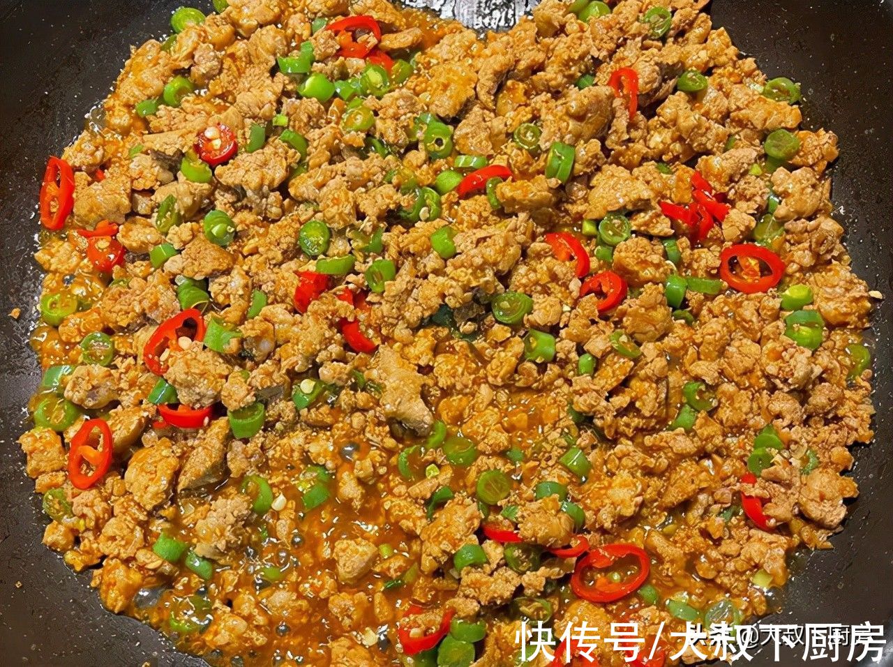 上班快手午餐!大叔教你肉末炒蛋,香气扑鼻,简单易学,超下饭