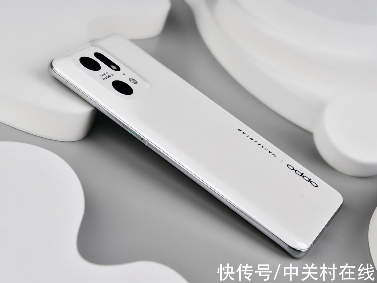 find|一体流线设计的美学标签，OPPO Find X5系列外观有这些玄机