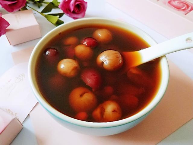 漂亮女人都爱这么吃,隔三差五喝一次,一碗5元,香甜还养人