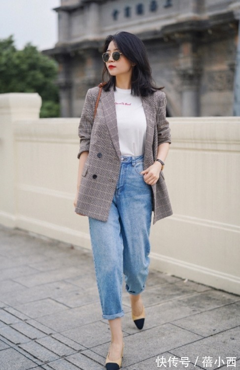 修饰|紧身裤过时了,这几条牛仔裤谁穿谁瘦,看三木博主演绎的长腿穿搭