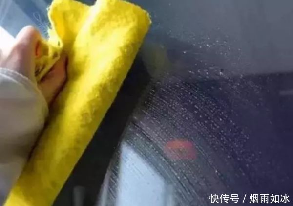 傻傻|玻璃脏了别傻傻爬窗擦教你一个笨方法,玻璃干净半年不用擦