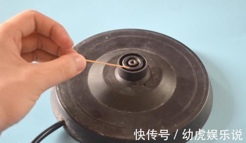 牙签|电热水壶上放一根牙签,作用真强大,一年能省不少钱,早学早受益