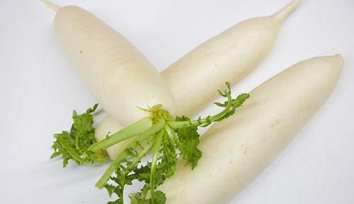 山药|容易出汗，冬天汗也多，是怎么回事？中医：出汗位置反映了病根